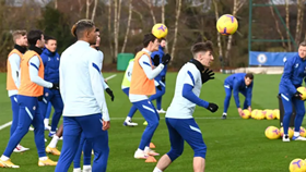  Photo: Chelsea Coach Lampard Runs The Rule Over Faustino Anjorin Pre-Everton 