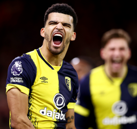 Bournemouth agree to sell Solanke to Tottenham Hotspur; Liverpool stand to benefit financially 