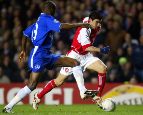 Arsenal Legend Nwankwo Kanu Pays Tribute To Gentleman Jose Antonio Reyes