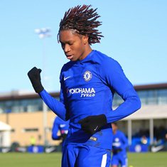 Talented Nigerian Midfielder Uwakwe Opens His 2018-19 Account For Chelsea