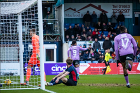 'Would add a lot to Man Utd midfield' - Fans hail Aribo after assisting Diallo score on Rangers debut 