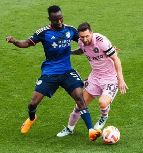 First red card in Major League Soccer for FC Cincinnati's Nwobodo and DC United's Akinmboni 