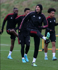 18yo Anglo-Nigerian winger pictured training with Man Utd first team final workout pre-Boro