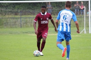 Official : Bosnia Champions FK Sarajevo Unveil Harmony Ikande