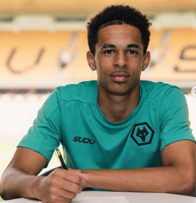 Official: Attacking midfielder eligible for Nigeria signs new deal with Wolverhampton Wanderers