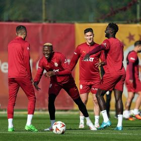 Good news for Eguavoen ahead of Afconq as Osimhen spotted in team training pre-Tottenham 