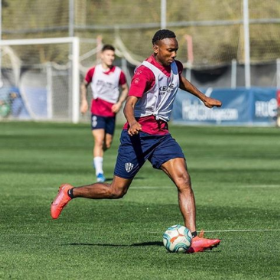  Ex-Arsenal Midfielder Nwakali In Line To Make Debut For Huesca,Travels For Game Vs Malaga