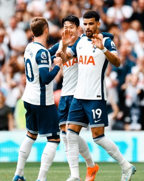 Solanke gets off the mark for Tottenham Hotspur in win against Brentford