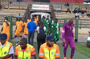 Sunshine Stars Stopper Oke Ogogatewho Has First Training Session With Super Eagles