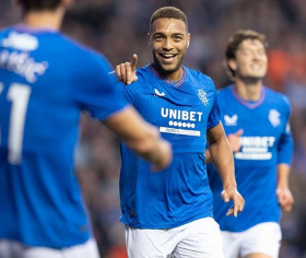 'Gives the goalkeeper the eyes' - Rangers great blown away by Dessers goal against Olympiacos 