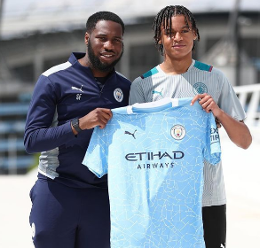 Confirmed: Flying Eagles-eligible central defender signs new deal with Manchester City 