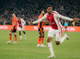 Ajax coach explains why goalscorer Akpom was picked over ex-Man Utd striker in 5-0 win v Fortuna Sittard