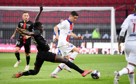 Nephew of ex-Super Eagles central defender makes full debut for Rennes vs PSG 