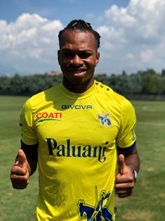 Official: Skillful Super Eagles Midfielder Joel Obi Joins Chievo Verona