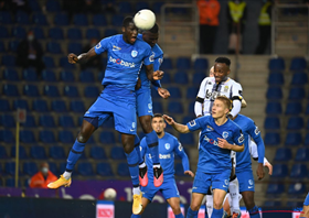 Onuachu's fine form continues with 25th goal of the season for Racing Genk