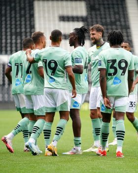 David Ozoh: Crystal Palace's youngest PL player in history makes Championship debut for Derby County 