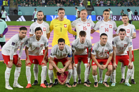  World Cup 2022 : Okocha reacts to Lewandowski's missed penalty in Poland's goalless draw v Mexico