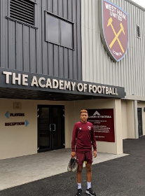 Photo Confirmation : Nigeria U17 Hopeful Omidiji Training With West Ham United 